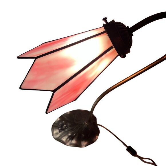 Vintage L&L WMC Tiffany Style Stained Glass Table Lamp MCM Pink - Lily Pad 19"H - Picture 10 of 13